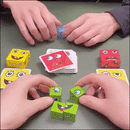 Juego de Mesa  Cubos con Expressiones